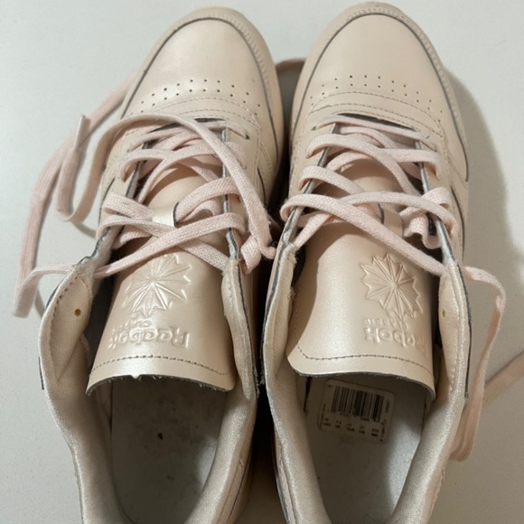 Reebok baby metallic pink tinted sneaker - Picture 7 of 7